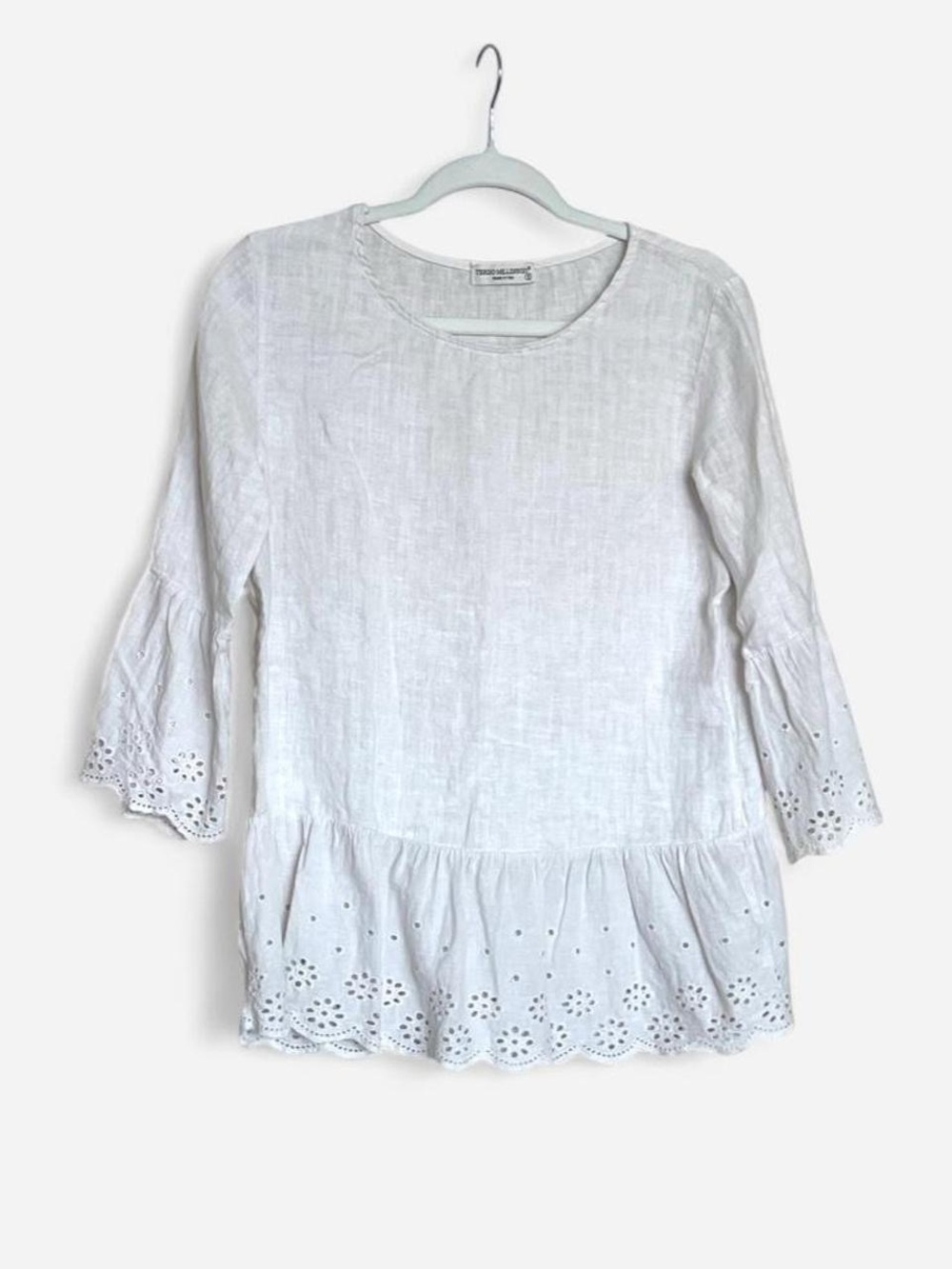Terzo Millennio White Eyelet Hem Linen Top